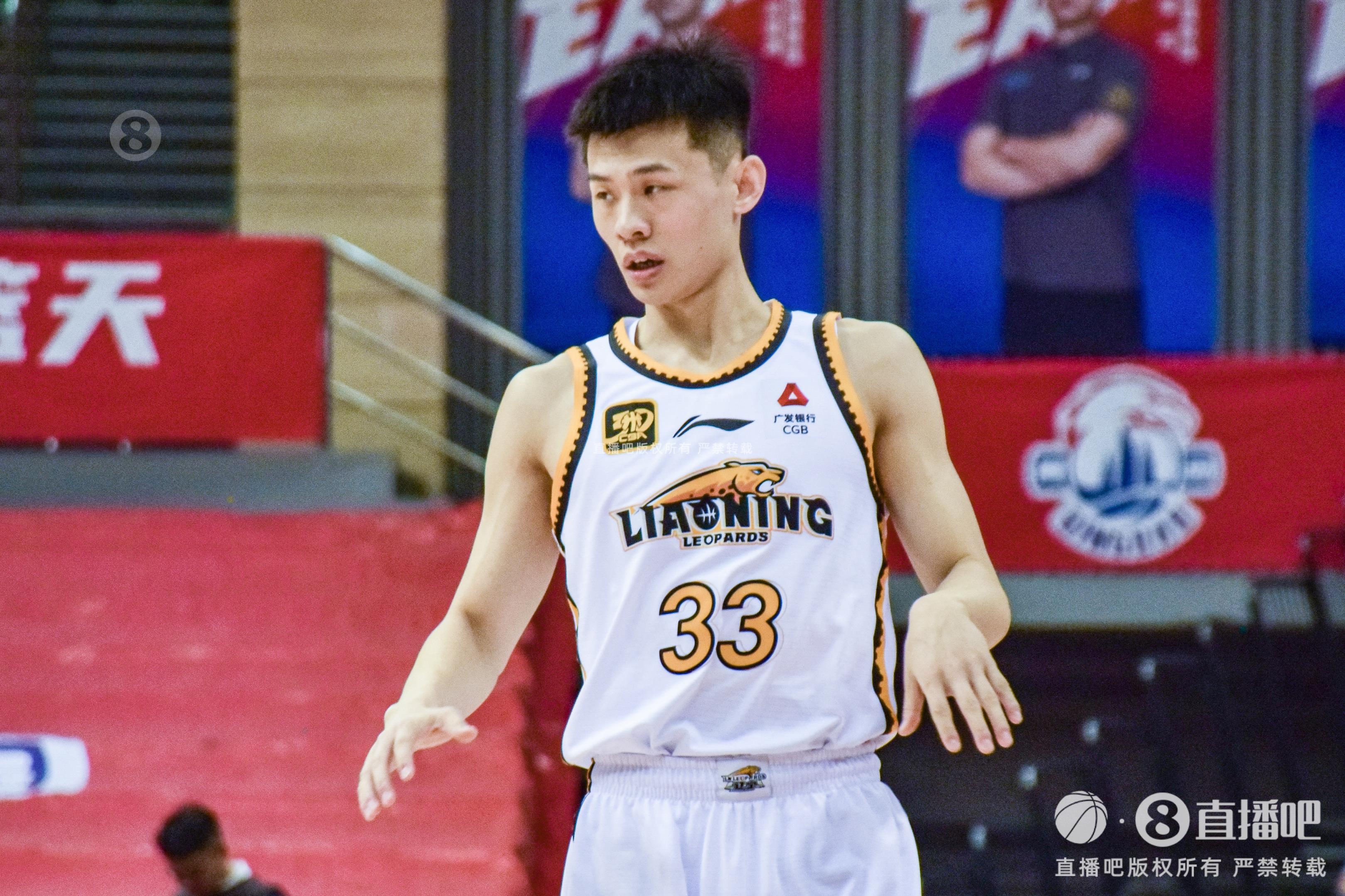 盡力了！王嵐嵚末節(jié)2記三分 全場18分鐘4中3拿到10分