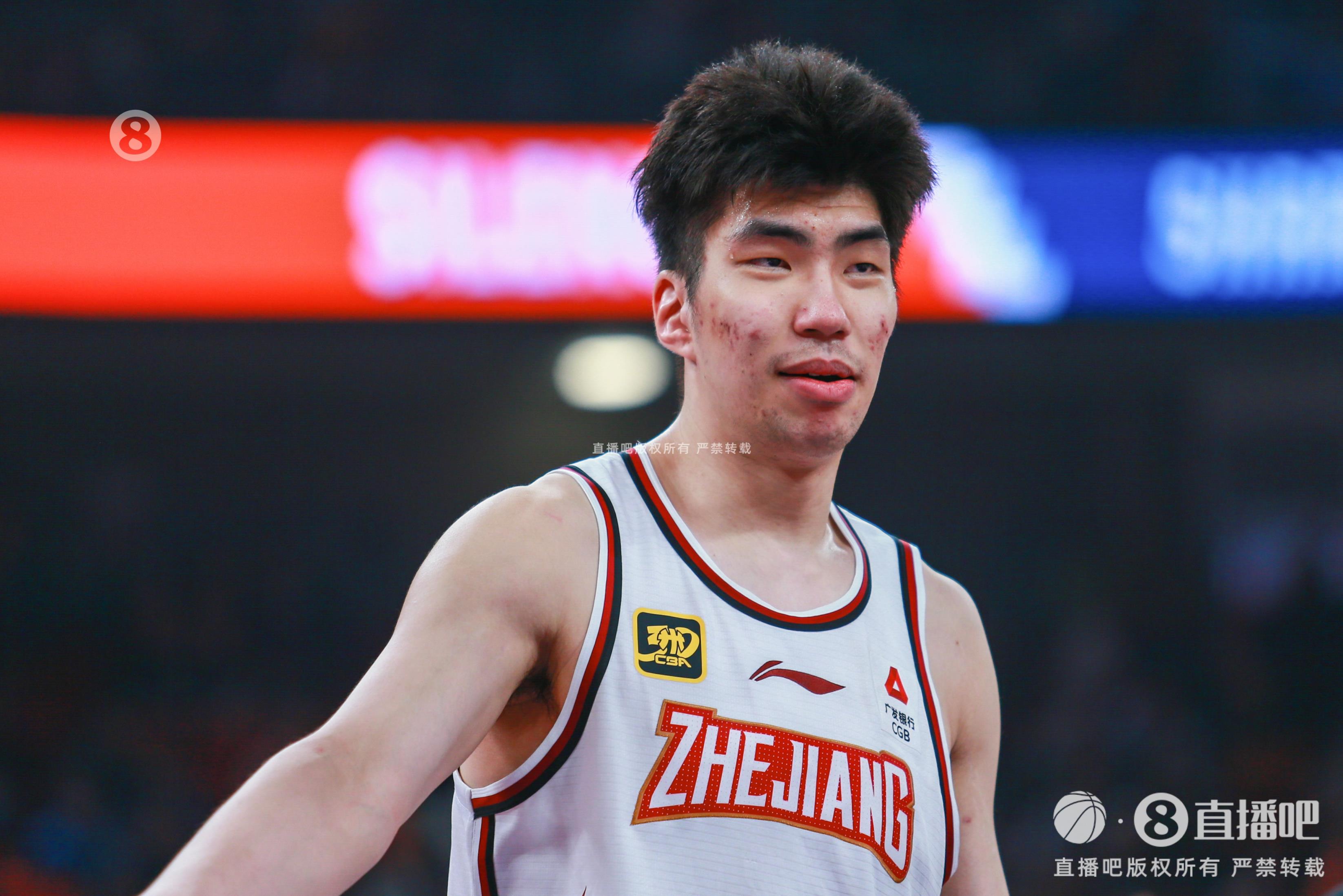 效率極高！余嘉豪8中8貢獻(xiàn)20分7板 罰球5中4